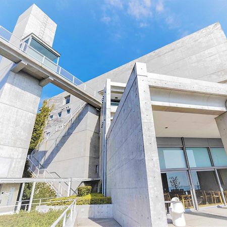Готель Toto Seawind Awaji Екстер'єр фото