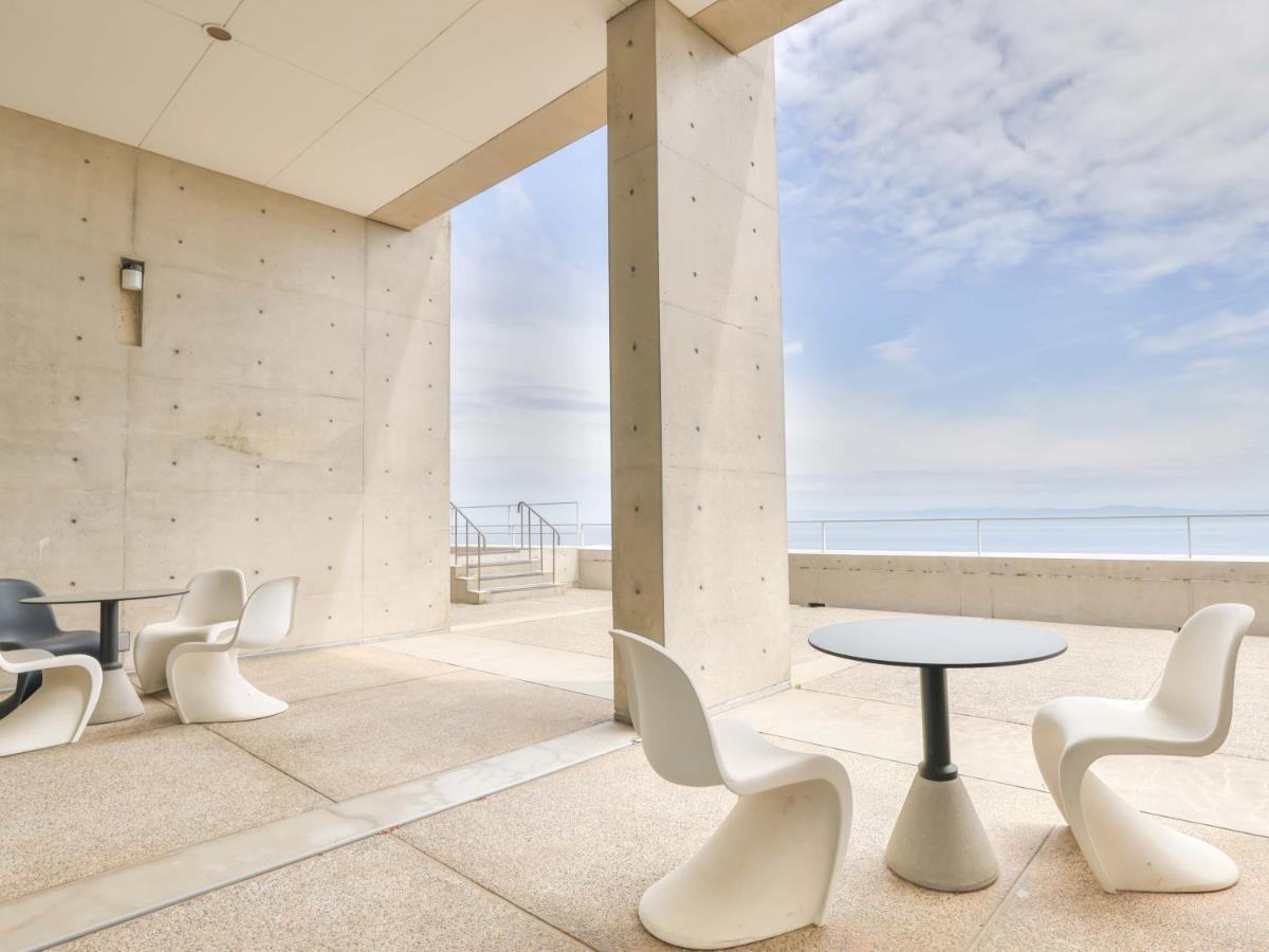 Готель Toto Seawind Awaji Екстер'єр фото
