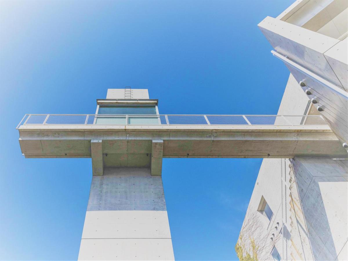 Готель Toto Seawind Awaji Екстер'єр фото