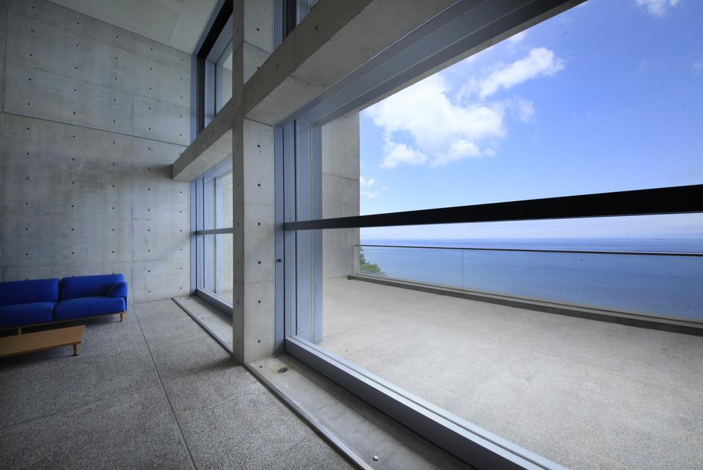 Готель Toto Seawind Awaji Екстер'єр фото