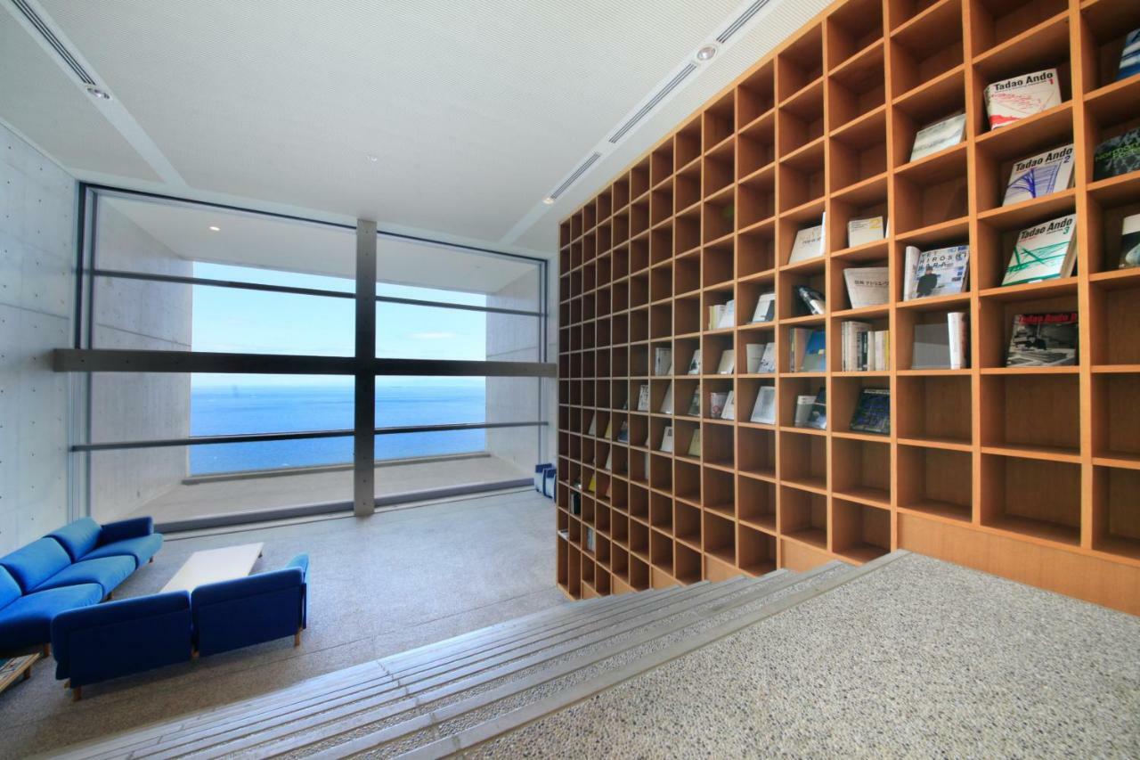 Готель Toto Seawind Awaji Екстер'єр фото